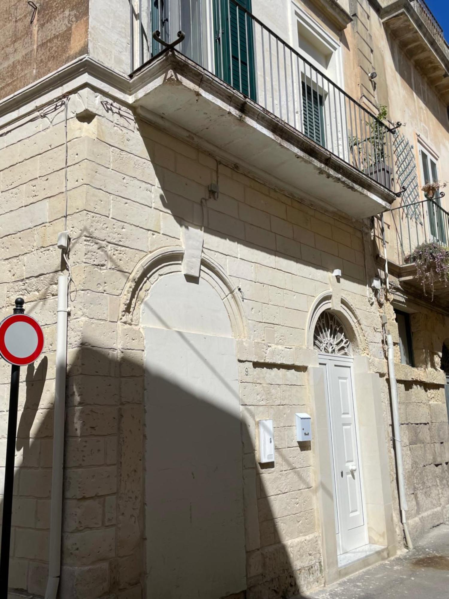 Casa Caracciolo Apartment Lecce Luaran gambar